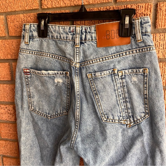 Urban Outfitters BDG Distressed Ankle Jeans - Picture 3 of 5